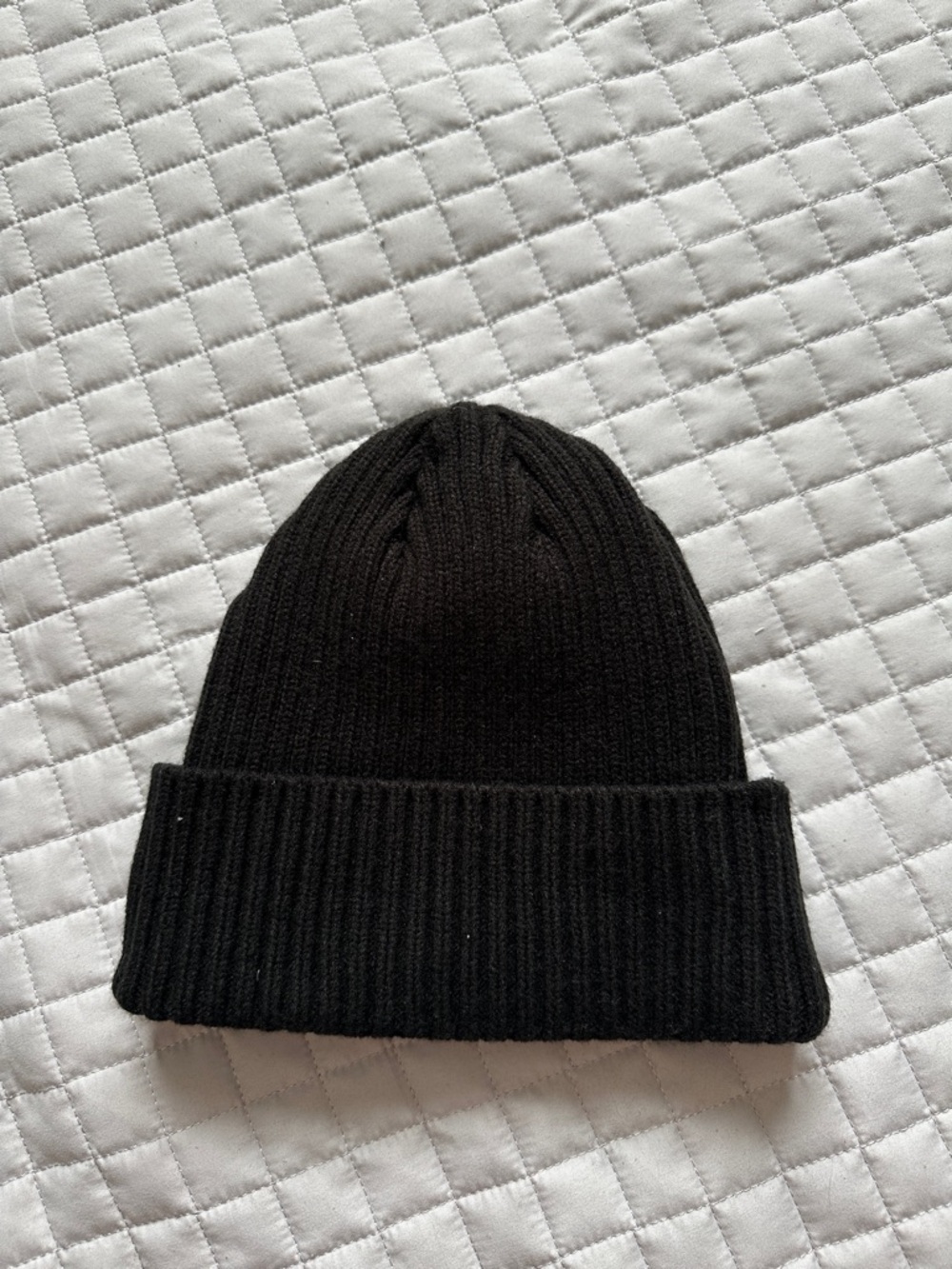 Black and Red Ribbed Beanie with Red Embroidered Raptors Logo - Picture 2 of 3